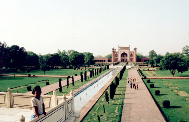 agra looking over gardens