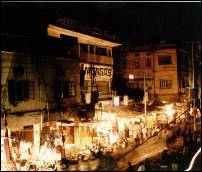 varanasi night street bustle