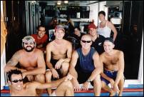 reef dive boat group shot