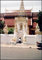 chiang mai temple and moped