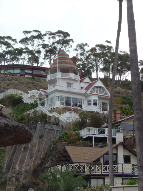 Avalon crazy house 2