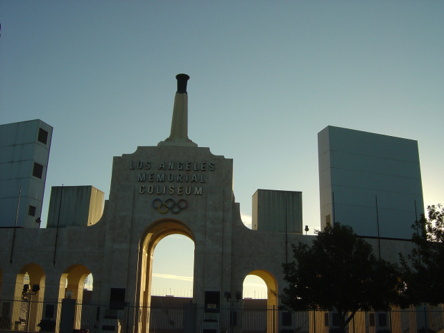 la memorial coliseum