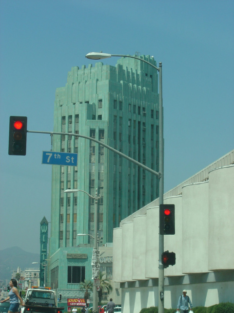 wiltern distance