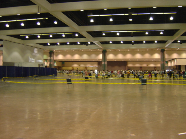 antiques roadshow queue 1