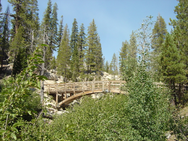 devils postpile bridge 3