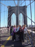 girls on the brooklyn bridge