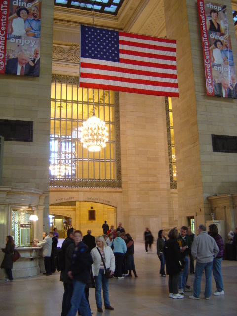 grand central crowd