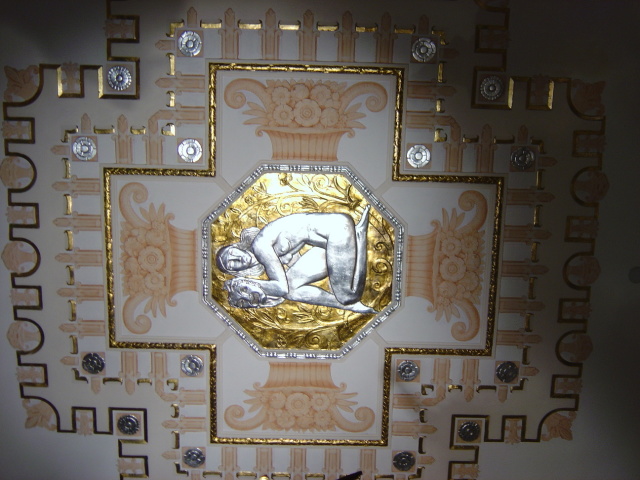 waldorf ceiling detail