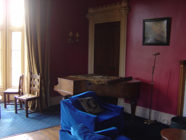 bar 1 piano