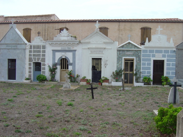 bonifacio tombs 4