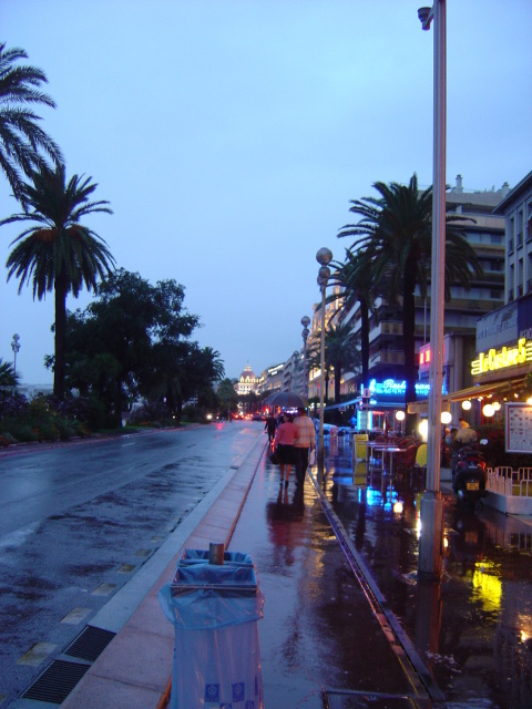 soggy nice prom des anglaises