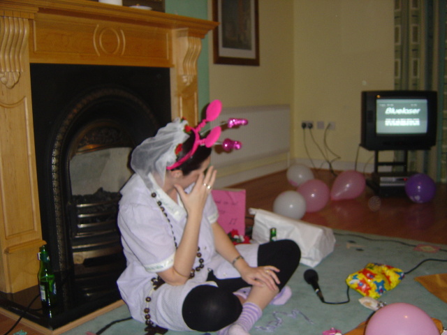 mars hen night 9