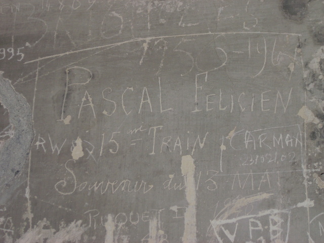 poilu graffiti 2